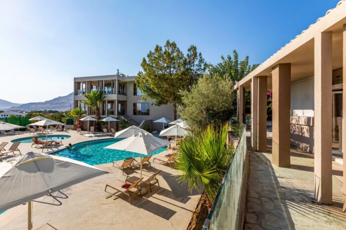 Καλοκαίρι στο White Olive Premium 4* στη Ρόδο